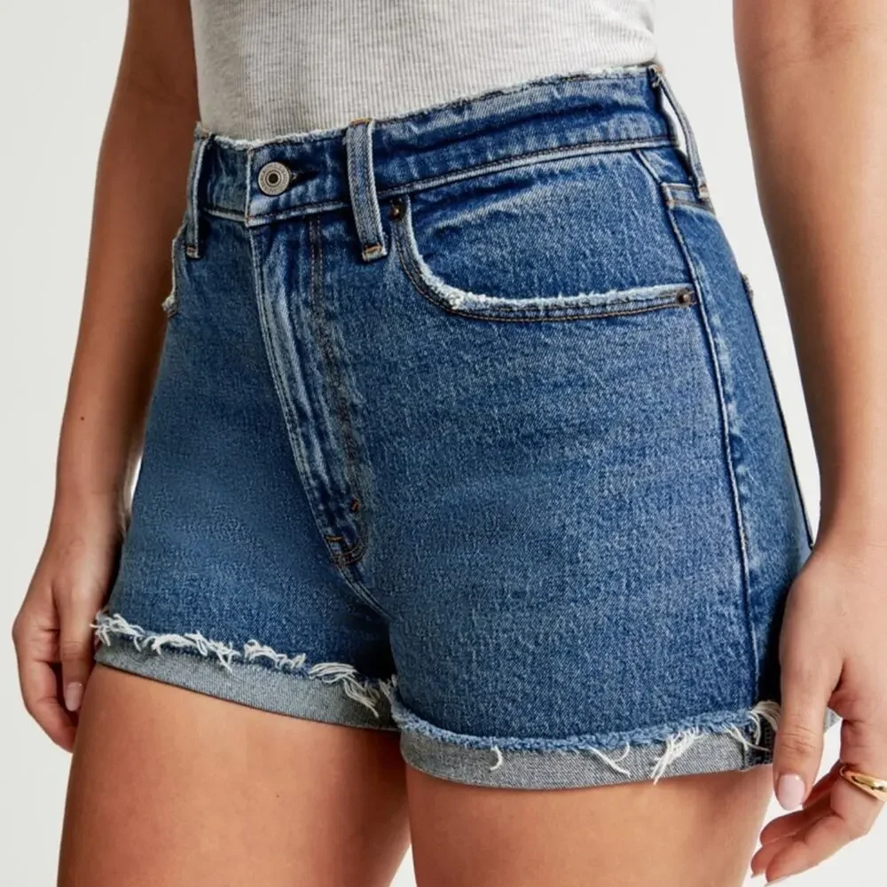 Abercrombie & Fitch High Rise Mom 2.5” Blue Raw Hem Shorts Women’s Size 34/ 18 - Picture 1 of 10